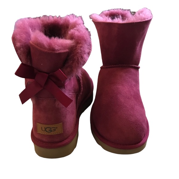 UGG Shoes - UGG Mini Bailey Bow II woman’s size 10